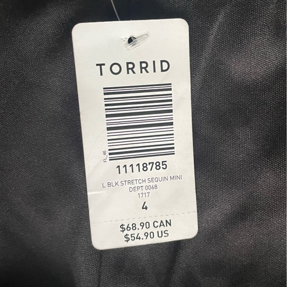Torrid Black stretch sequined mini skirt size 4 NWT - Picture 5 of 5